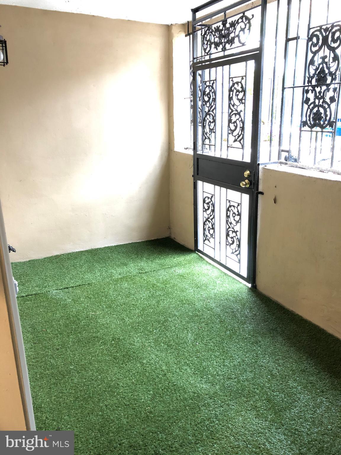 812-1/2 DECATUR ST NW