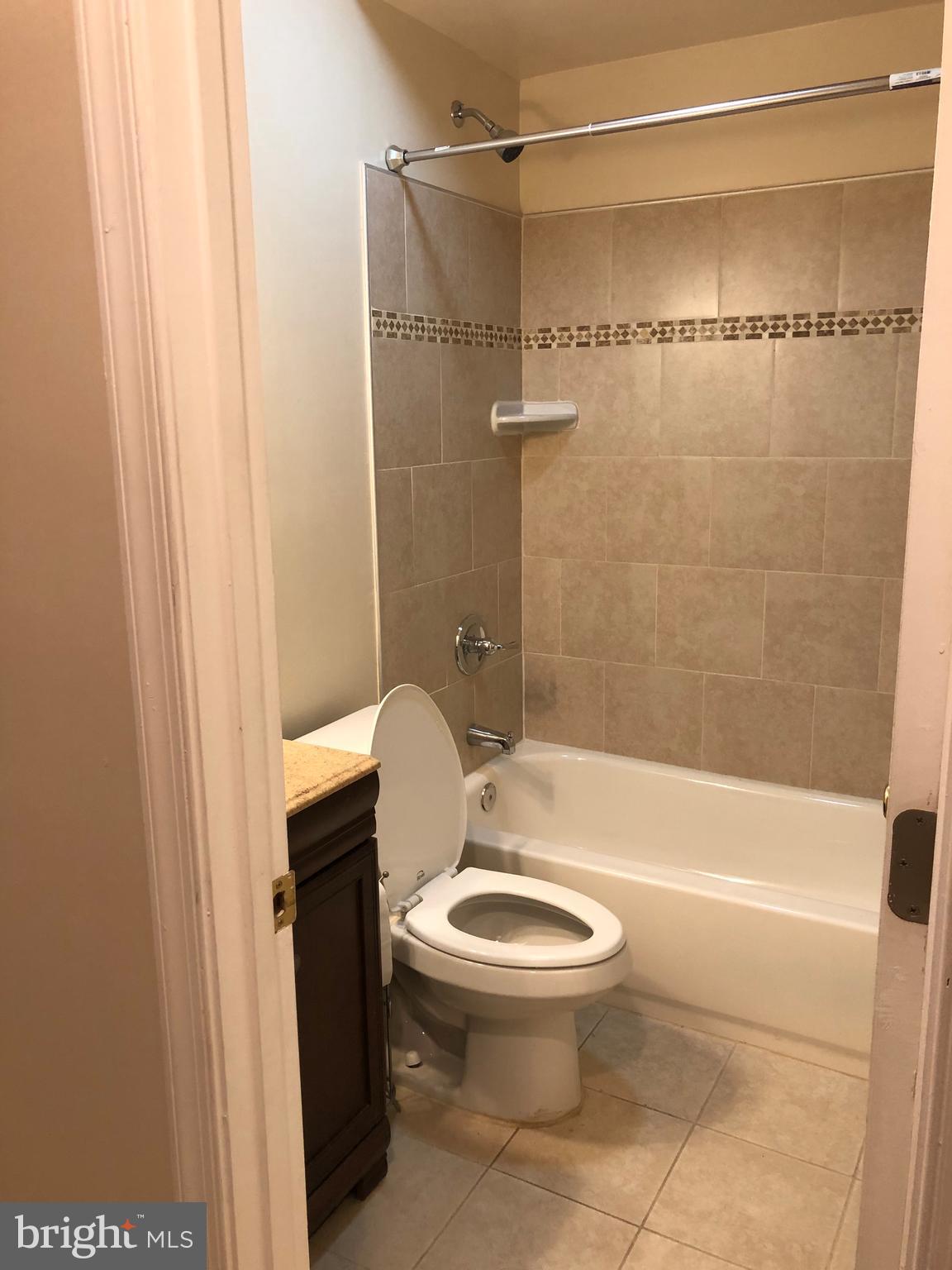 812-1/2 DECATUR ST NW