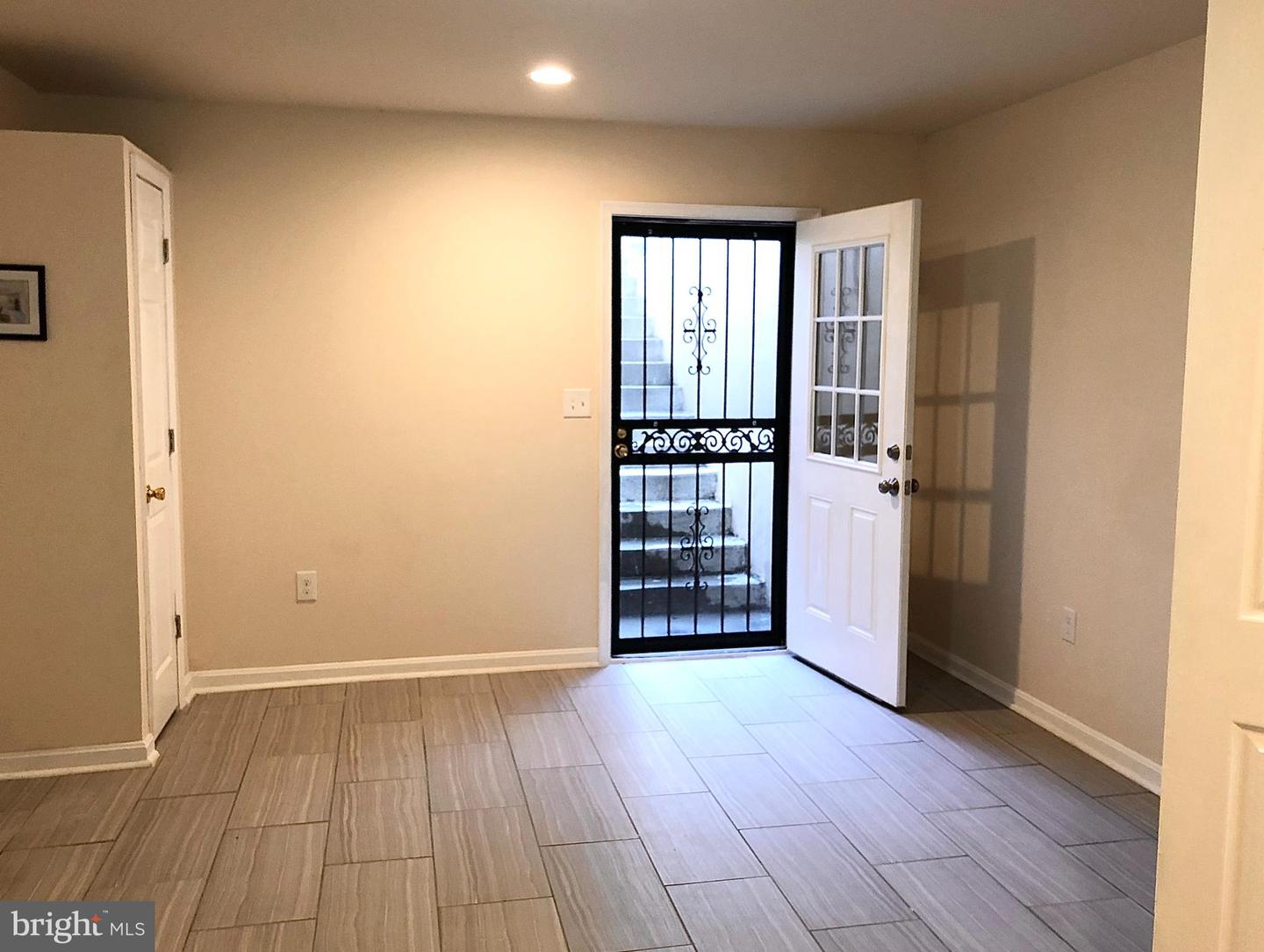 812-1/2 DECATUR ST NW