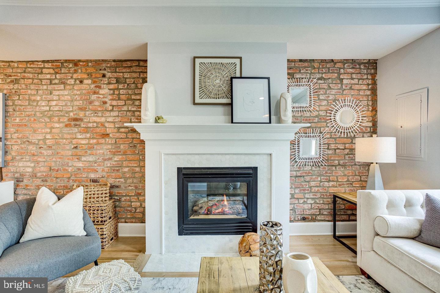 1505 CONSTITUTION AVE NE