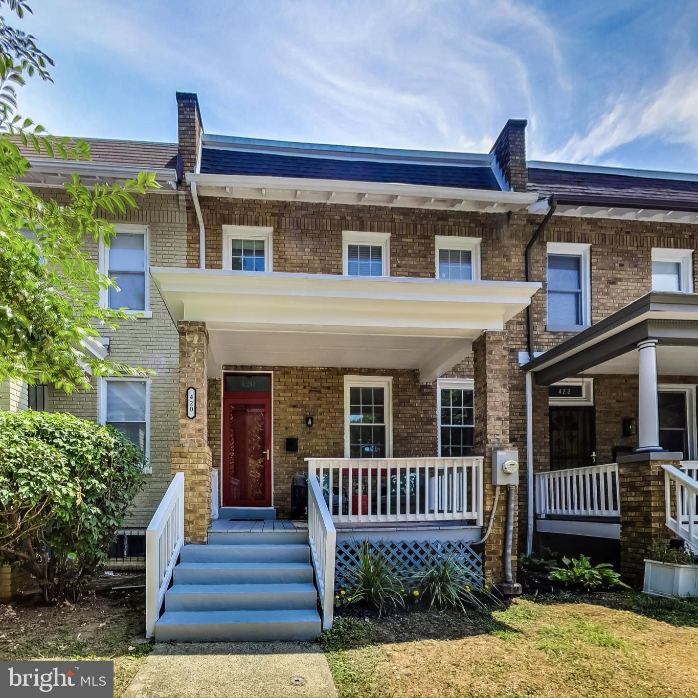 420 17th St SE