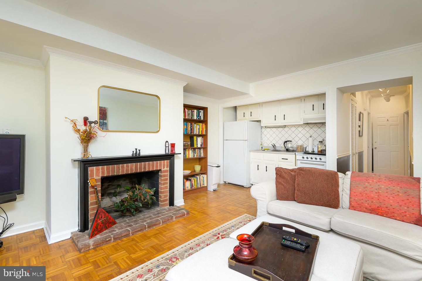 920 I St SE