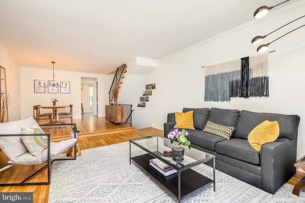 920 I St SE