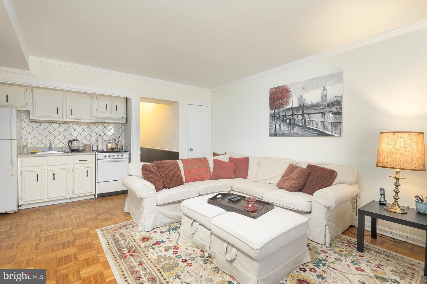 920 I St SE