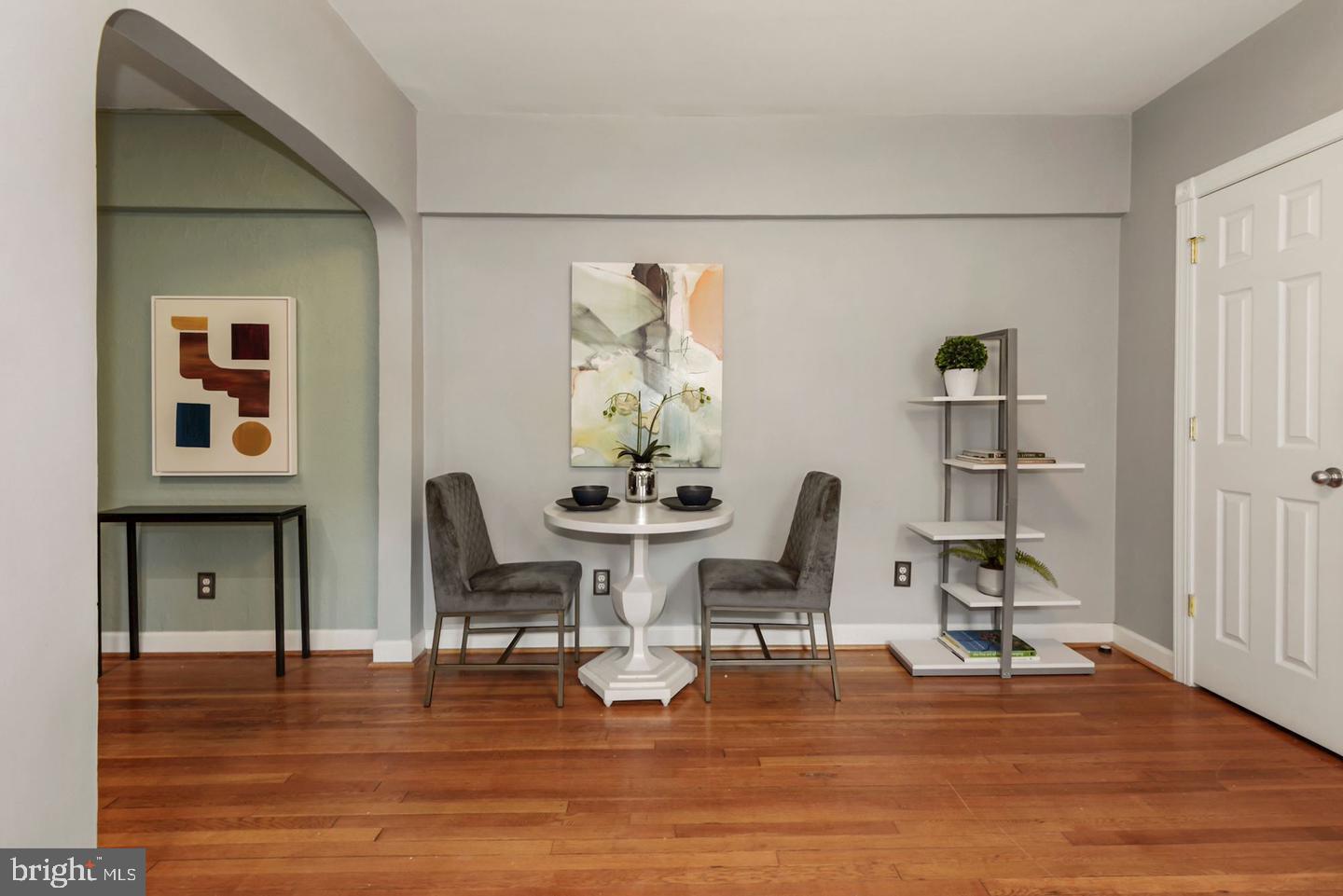 1439 EUCLID ST NW #206