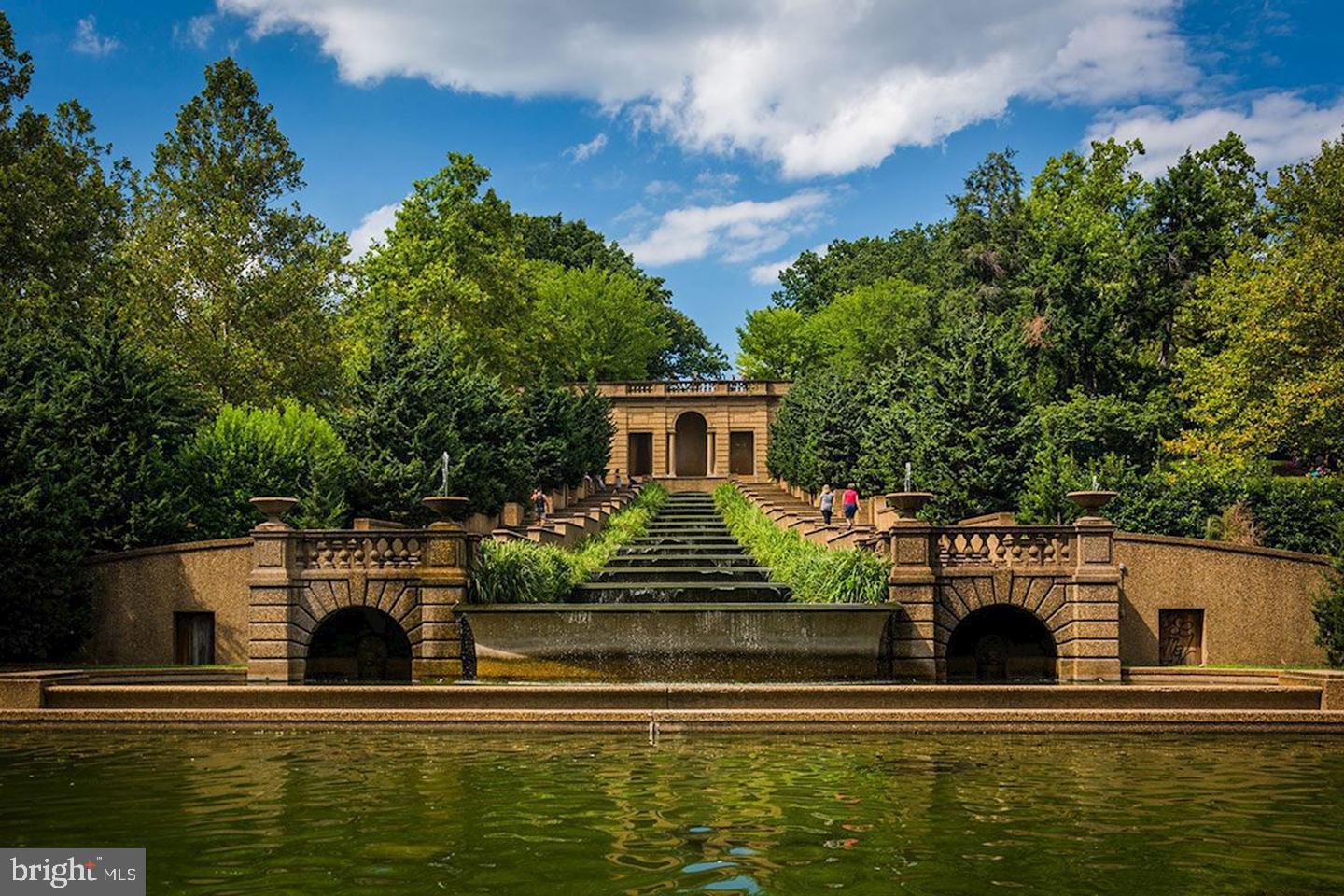 1439 EUCLID ST NW #206