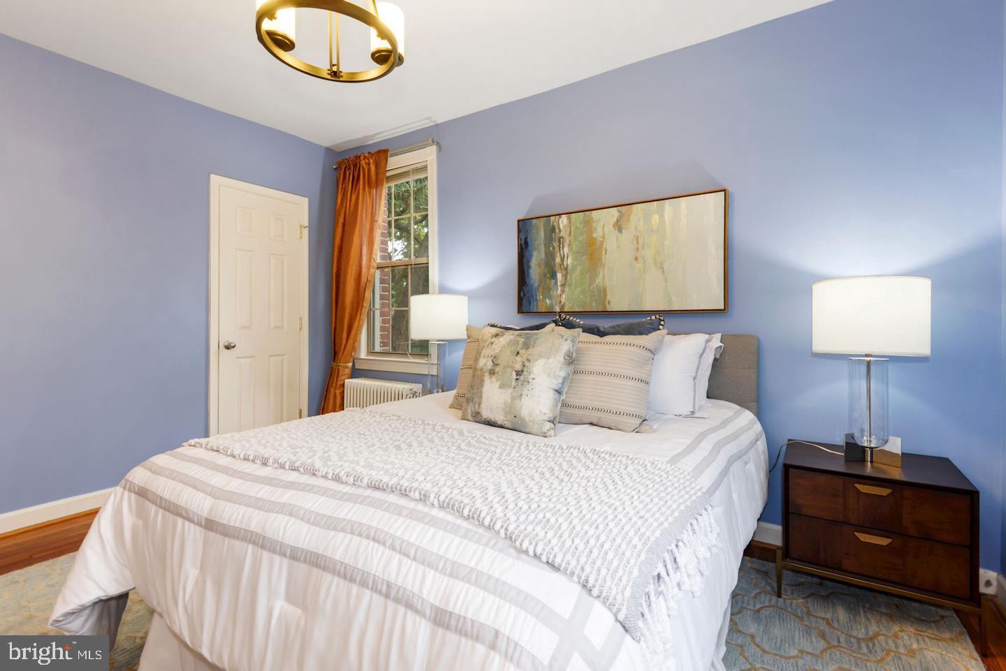 1439 EUCLID ST NW #206