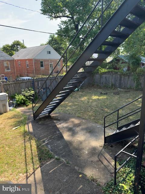 446 Mellon St SE