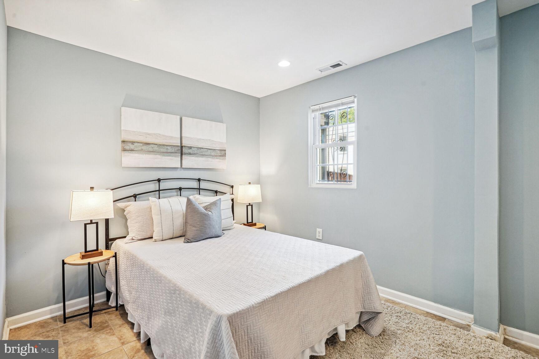 1414 Montello Ave NE