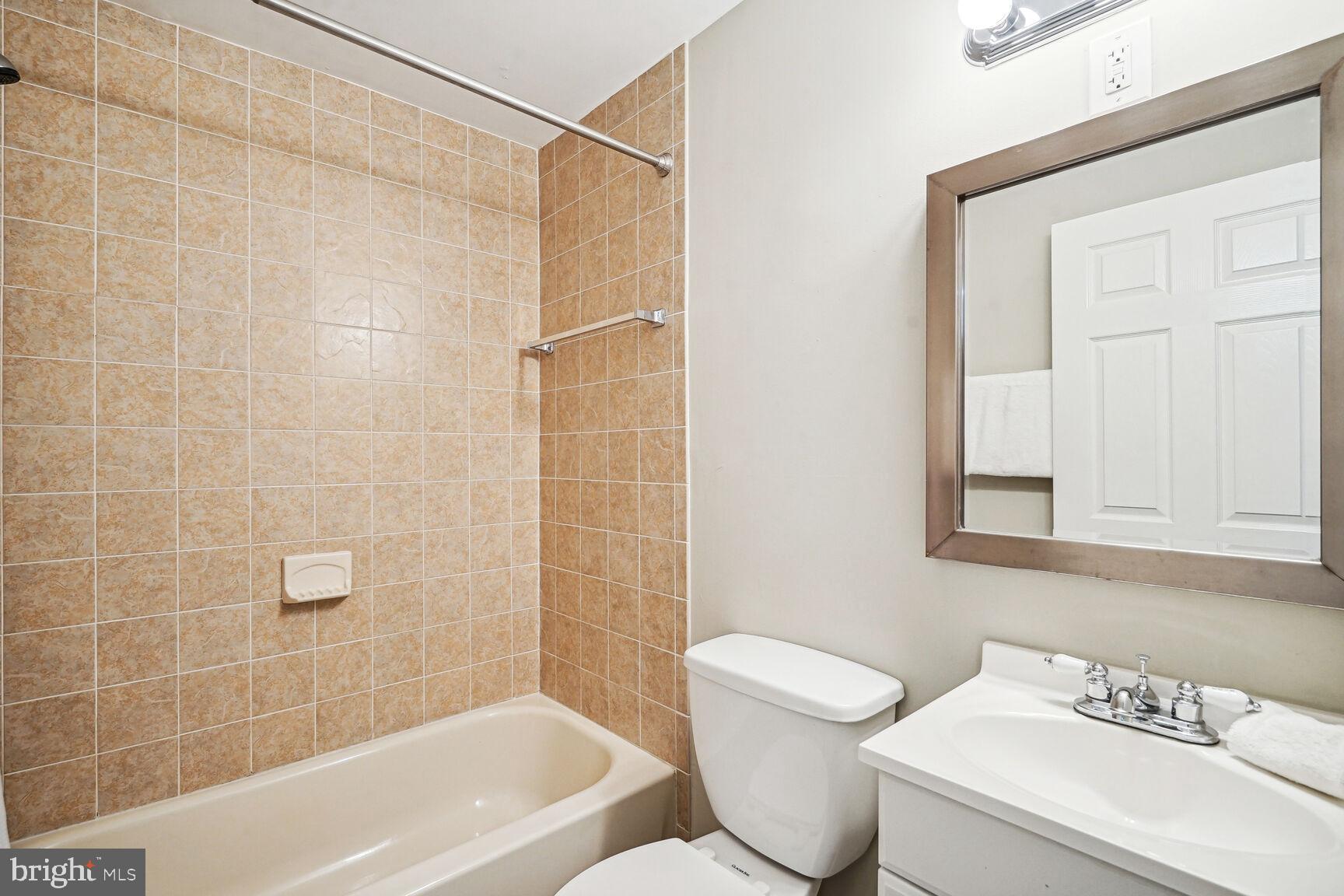 1414 Montello Ave NE