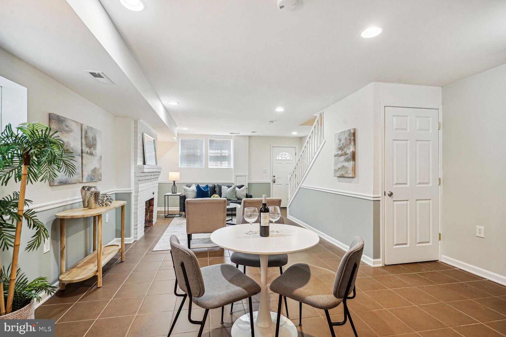 1414 Montello Ave NE