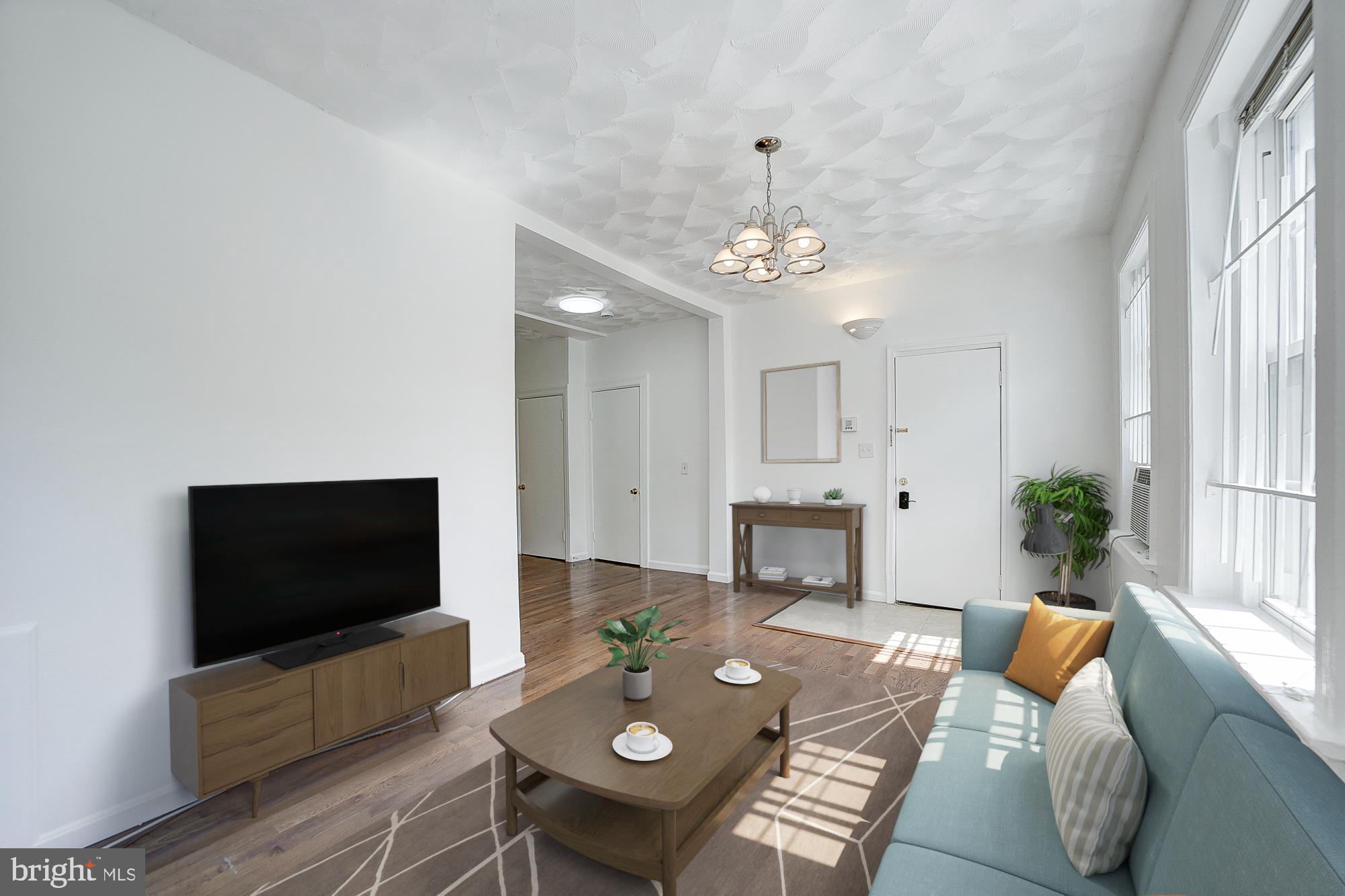 1544 INDEPENDENCE AVE SE #1