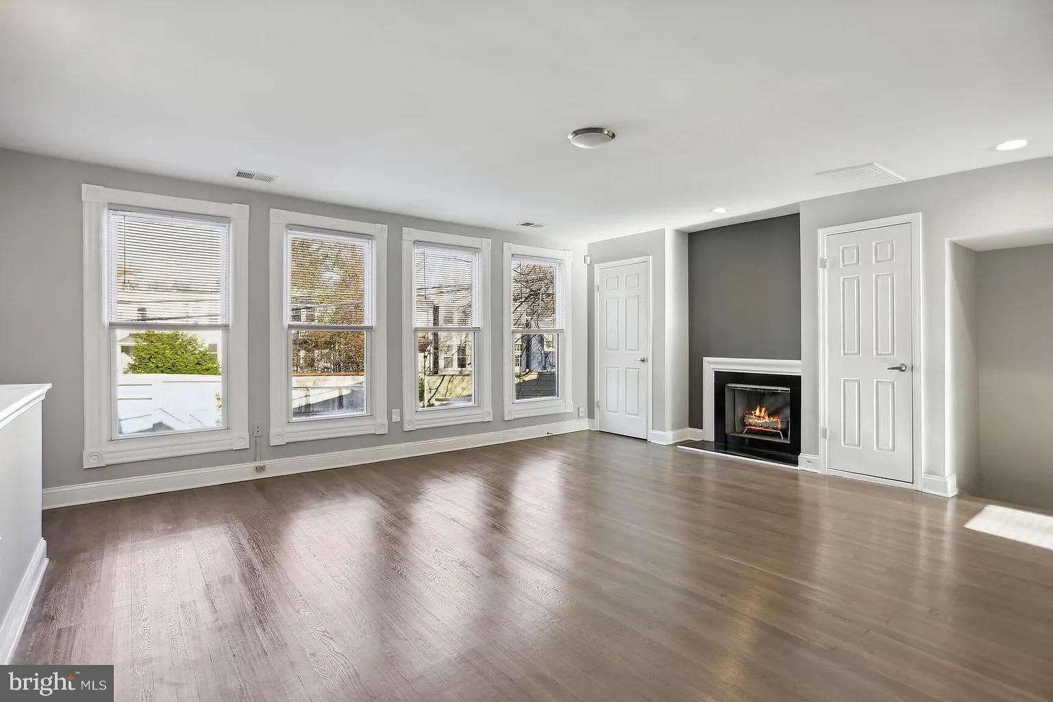 1507 FREEDOM WAY SE #2