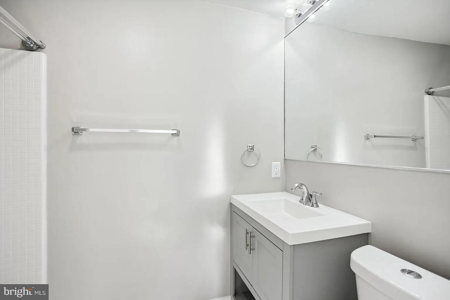 1507 FREEDOM WAY SE #2