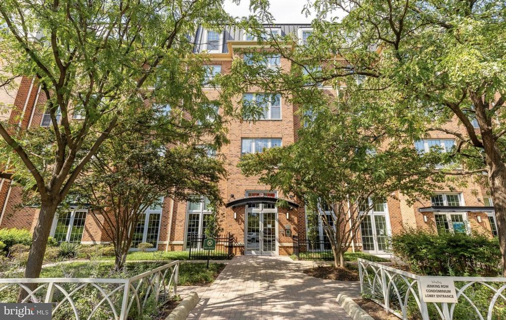 1391 PENNSYLVANIA AVE SE #253