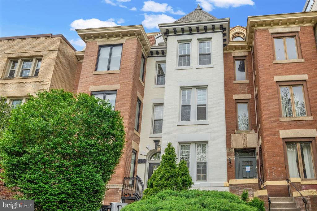1435 Euclid St NW #1