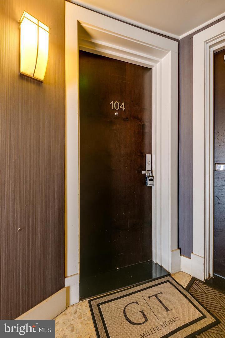 626 INDEPENDENCE AVE SE #104