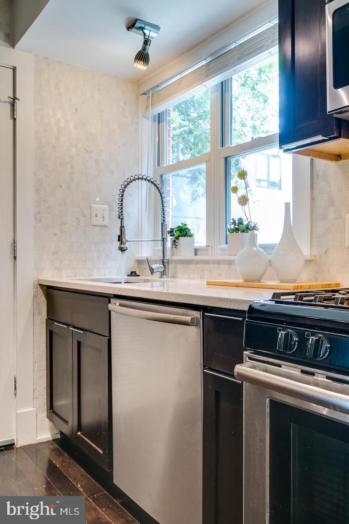 626 INDEPENDENCE AVE SE #104