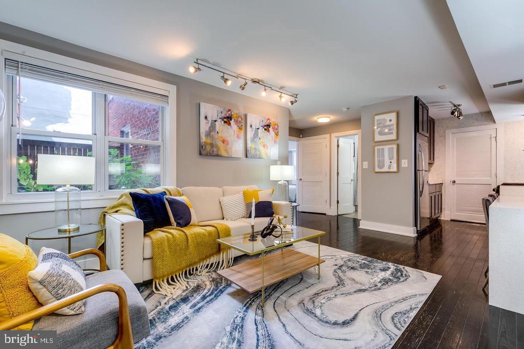 626 INDEPENDENCE AVE SE #104