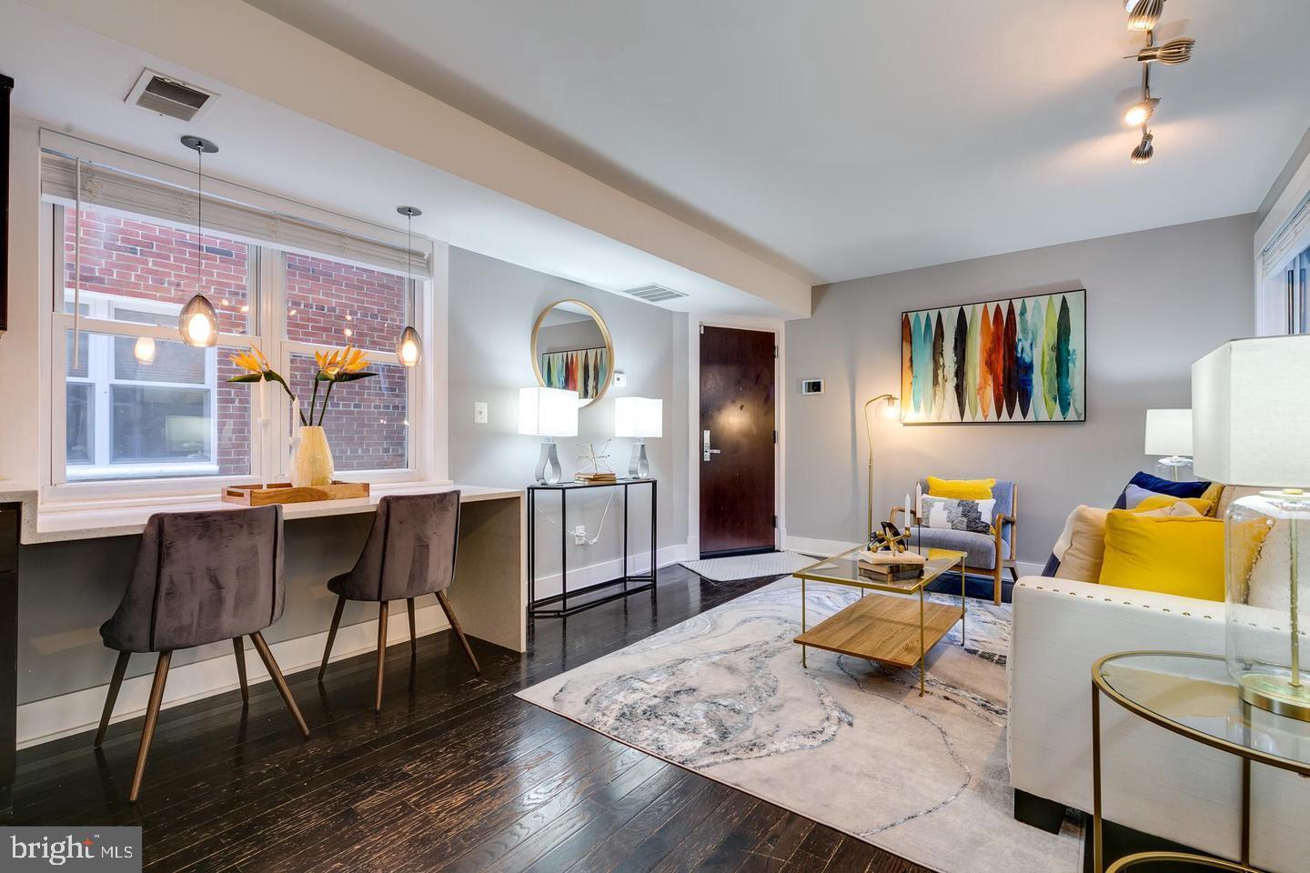 626 INDEPENDENCE AVE SE #104