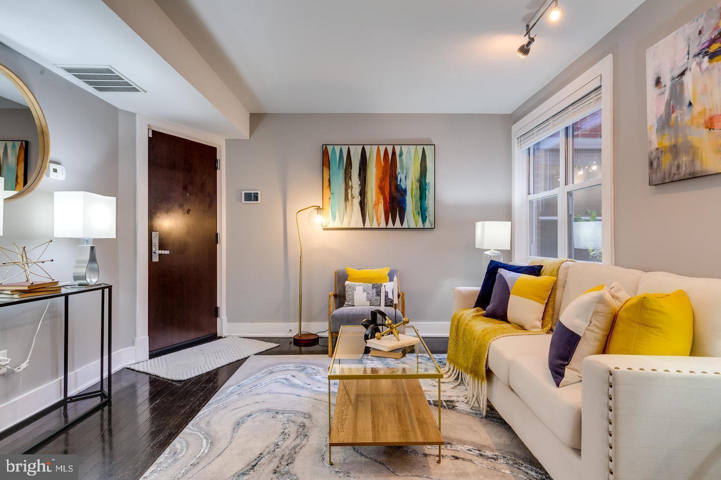 626 INDEPENDENCE AVE SE #104