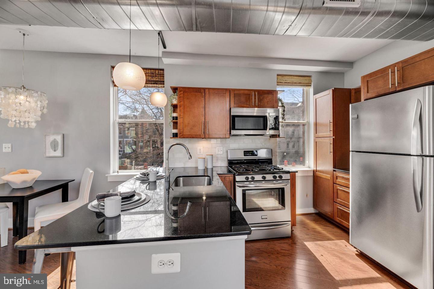 143 RHODE ISLAND AVE NW #3