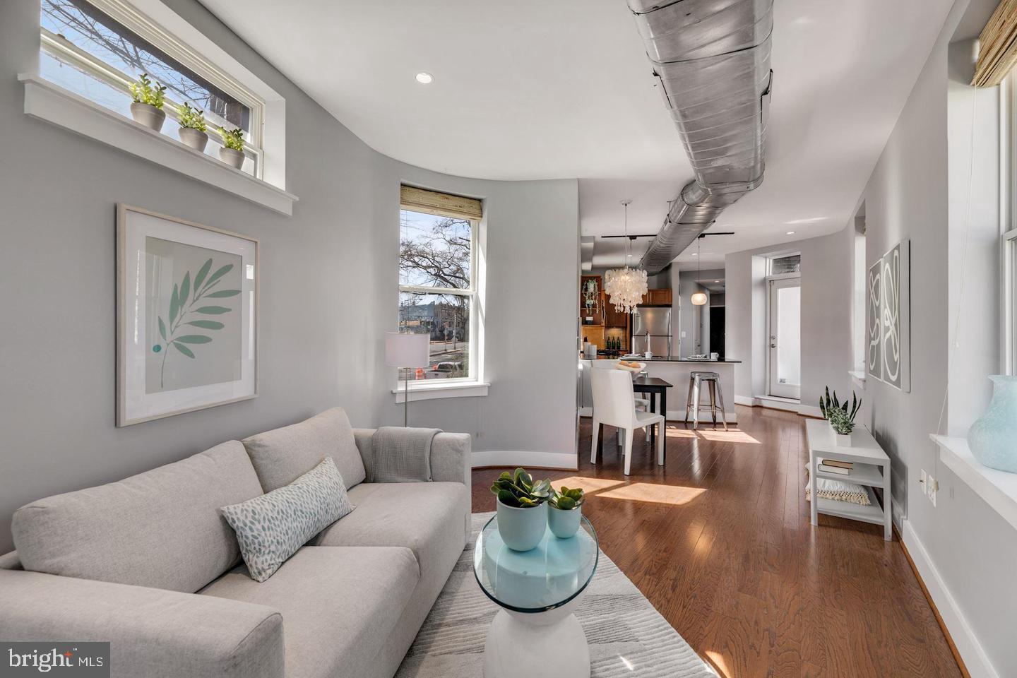 143 RHODE ISLAND AVE NW #3