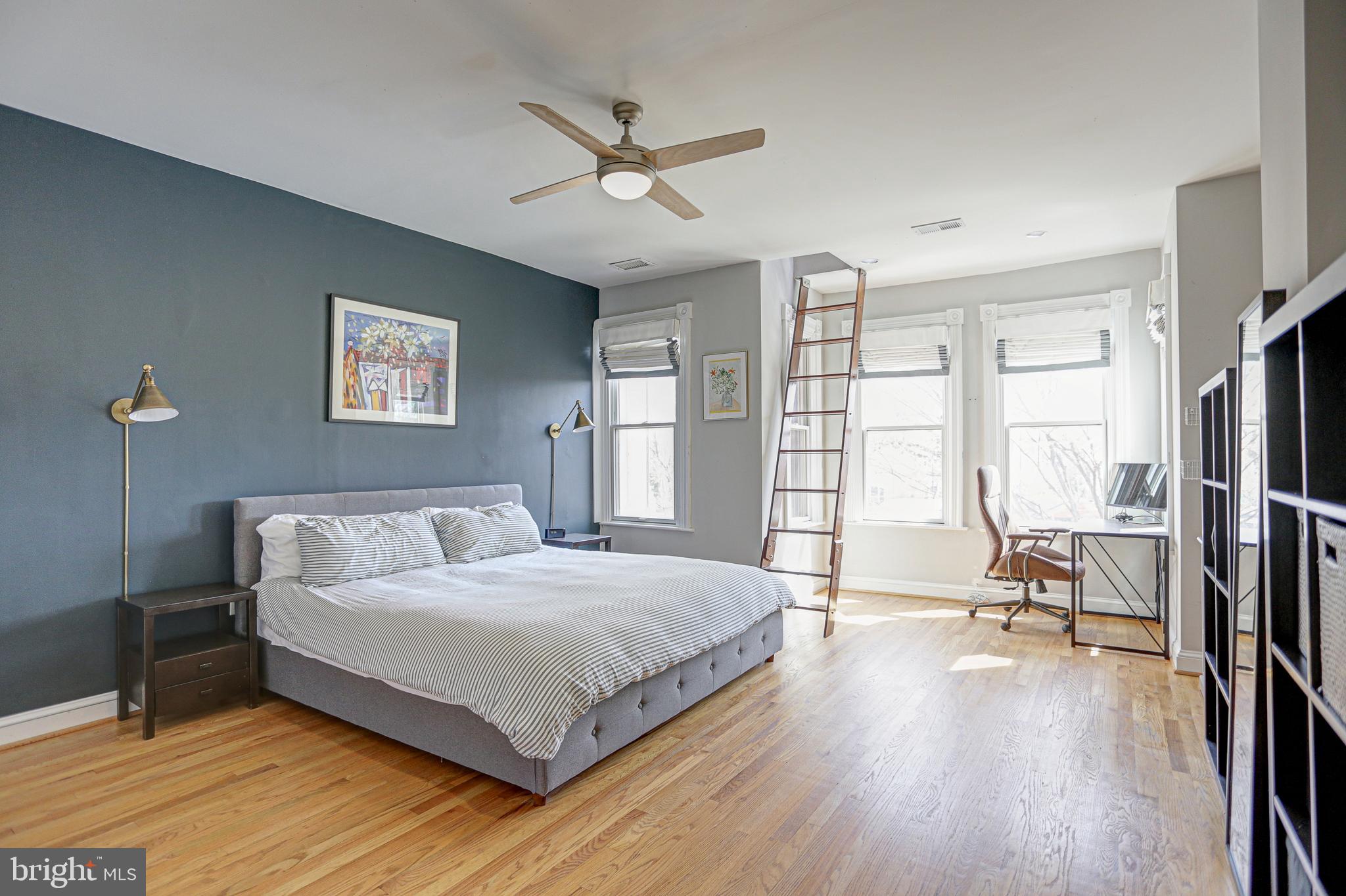 604 TENNESSEE AVE NE