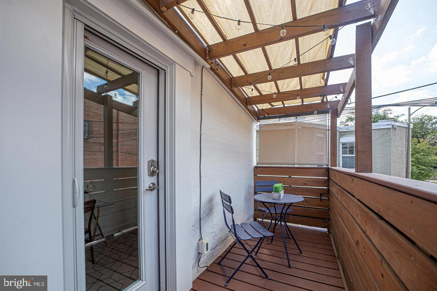 1511 INDEPENDENCE AVE SE