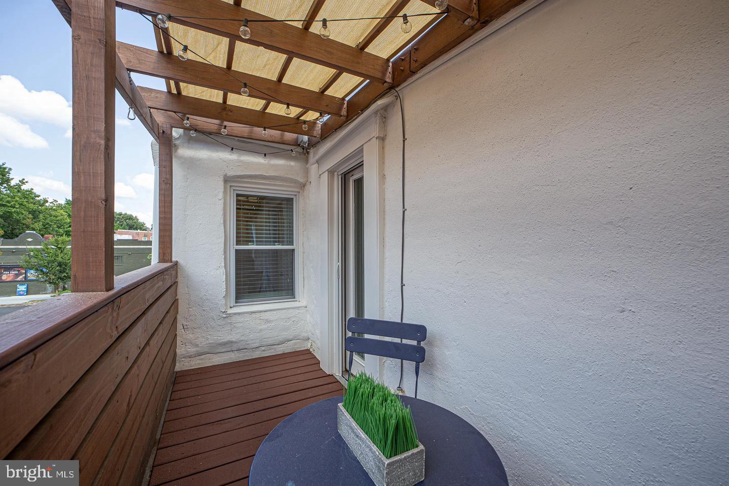 1511 INDEPENDENCE AVE SE