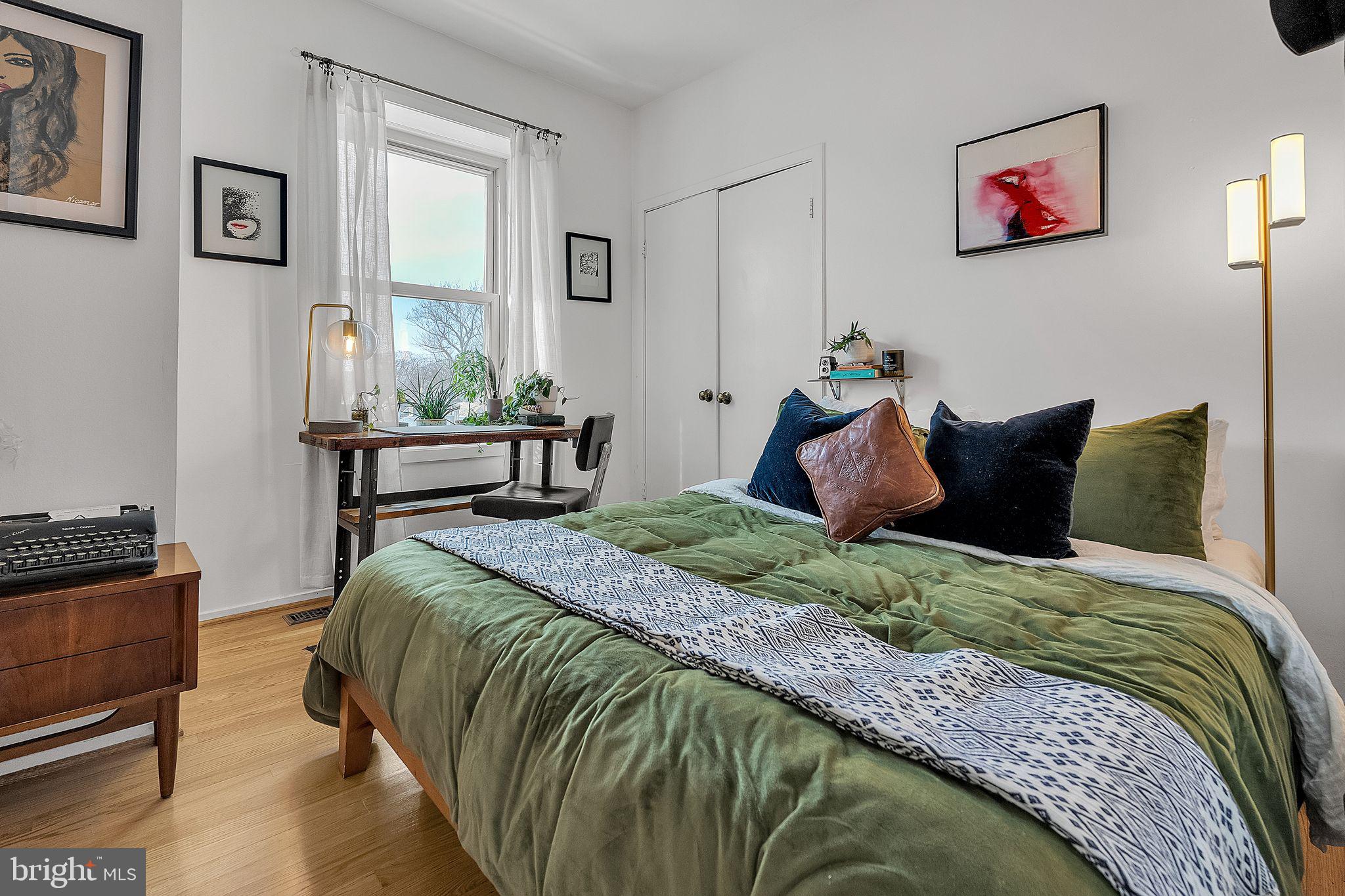 1341 East Capitol SE #303