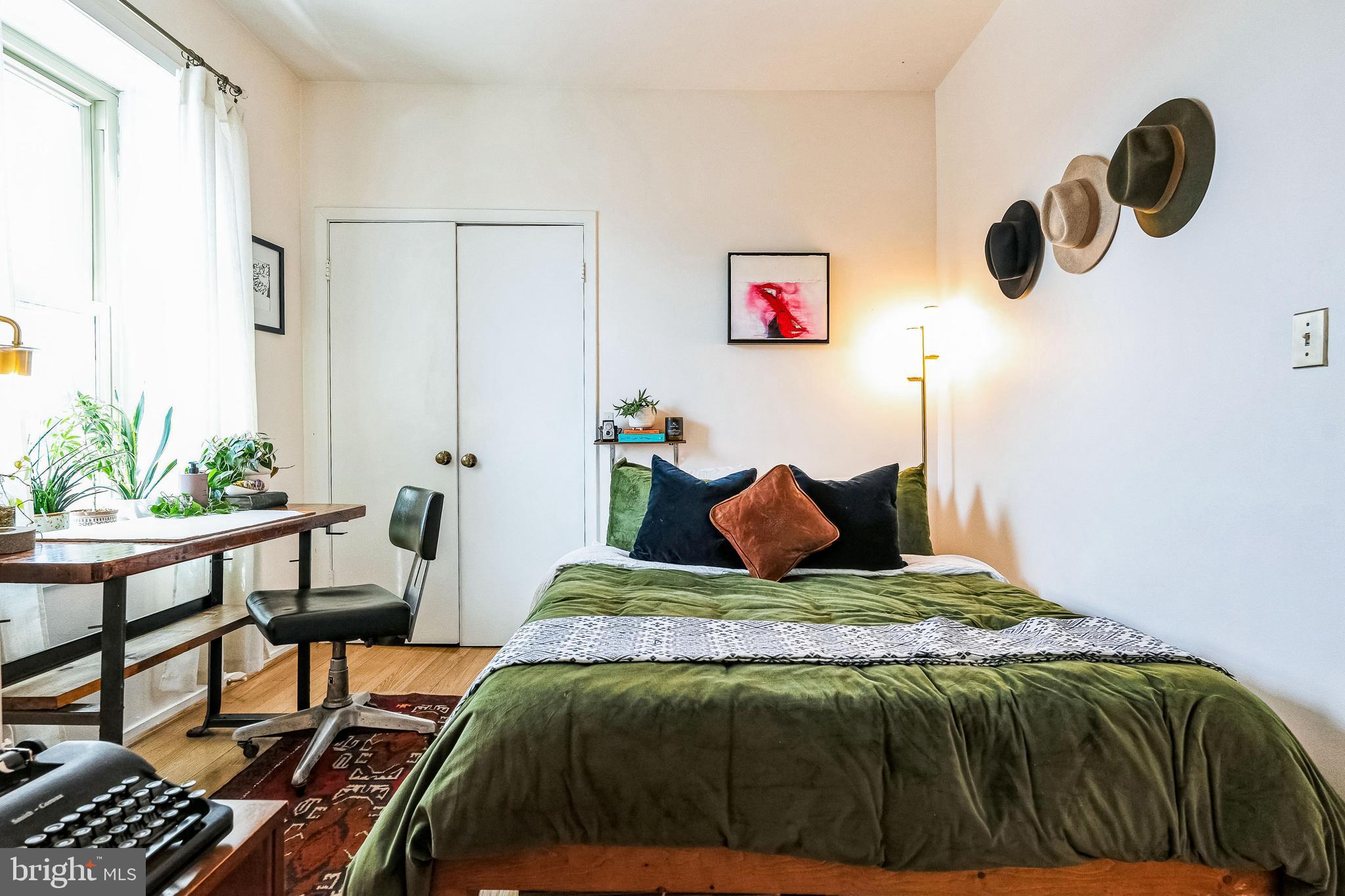 1341 East Capitol SE #303