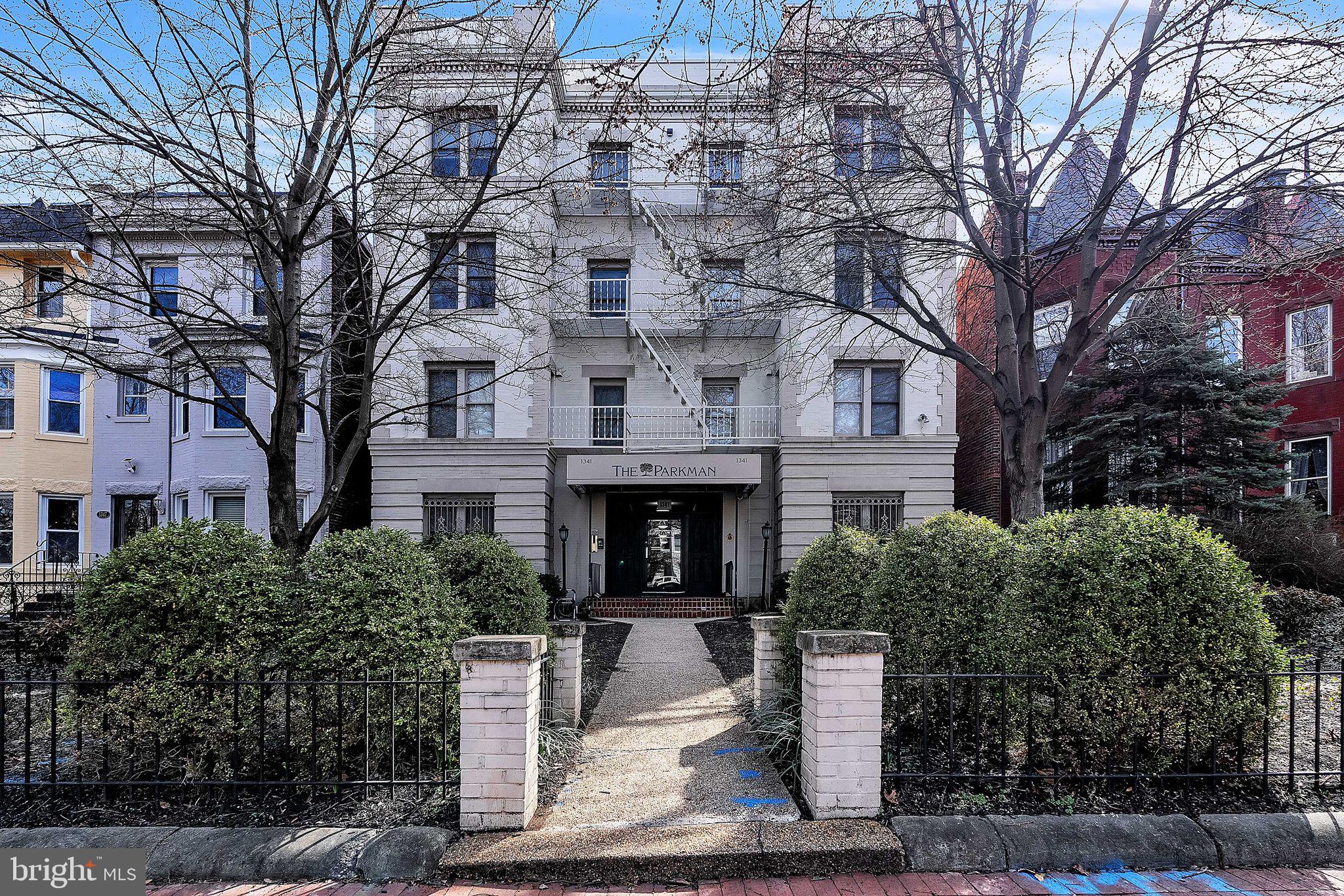 1341 East Capitol SE #303