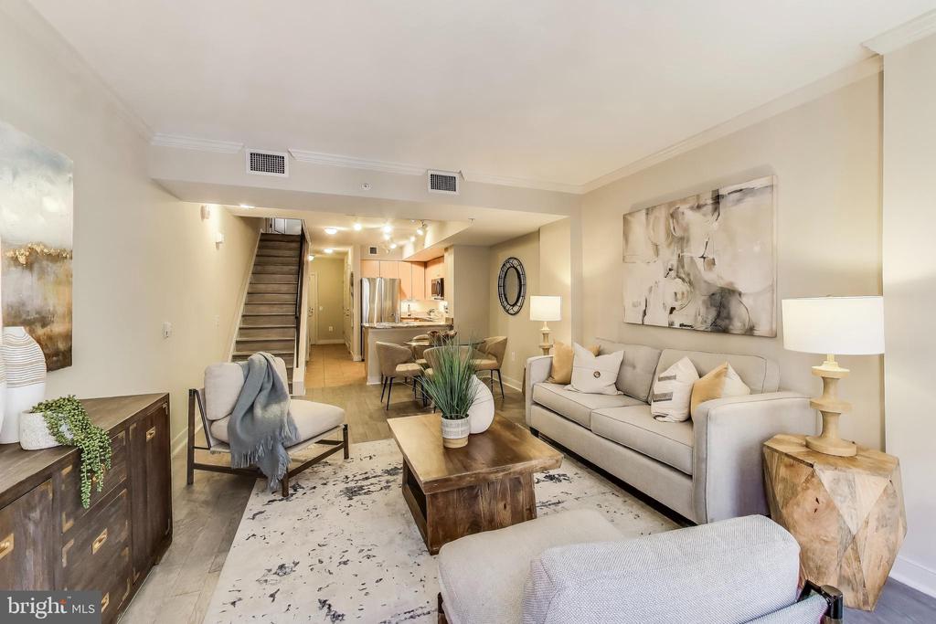 616 E St NW #648