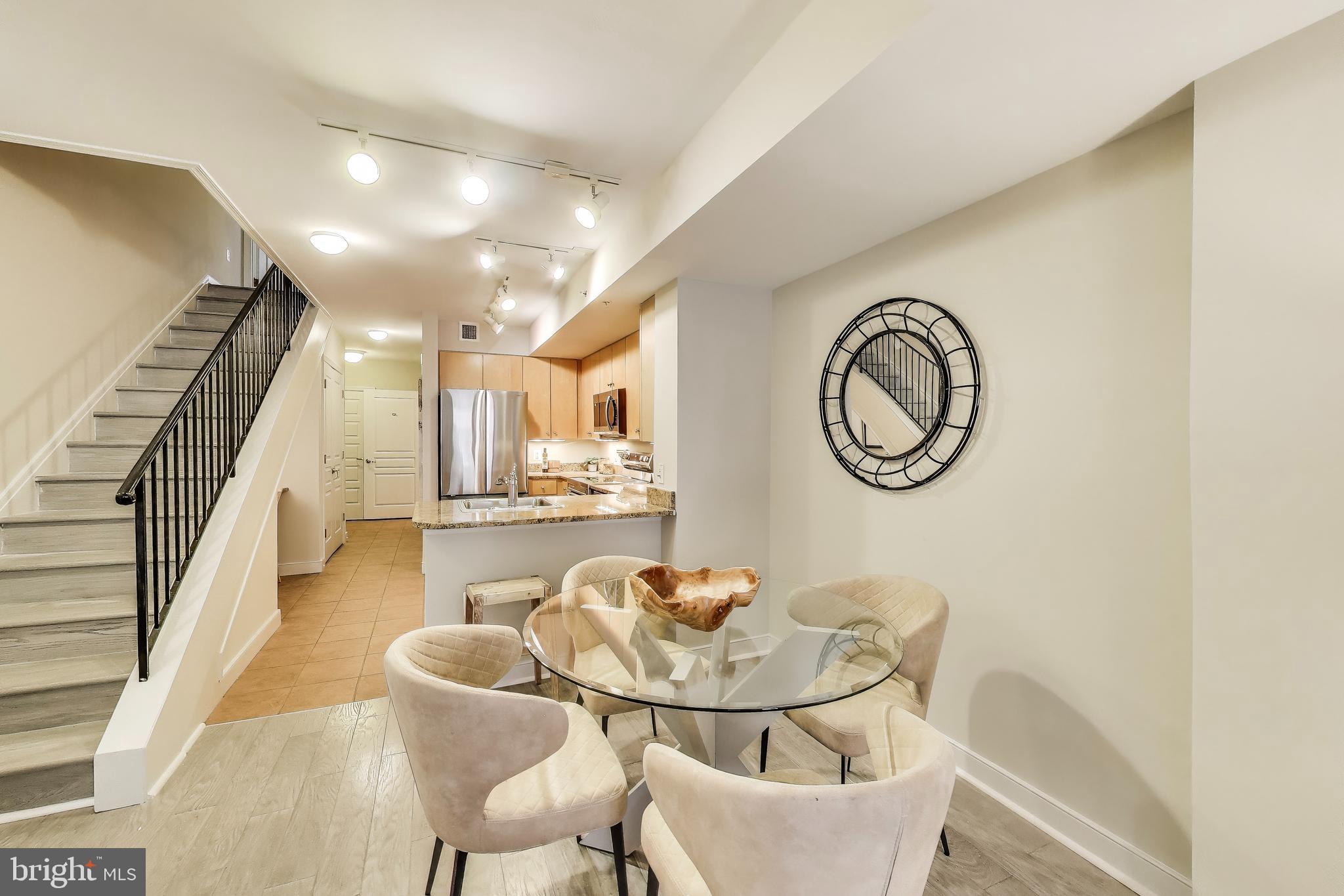 616 E St NW #648