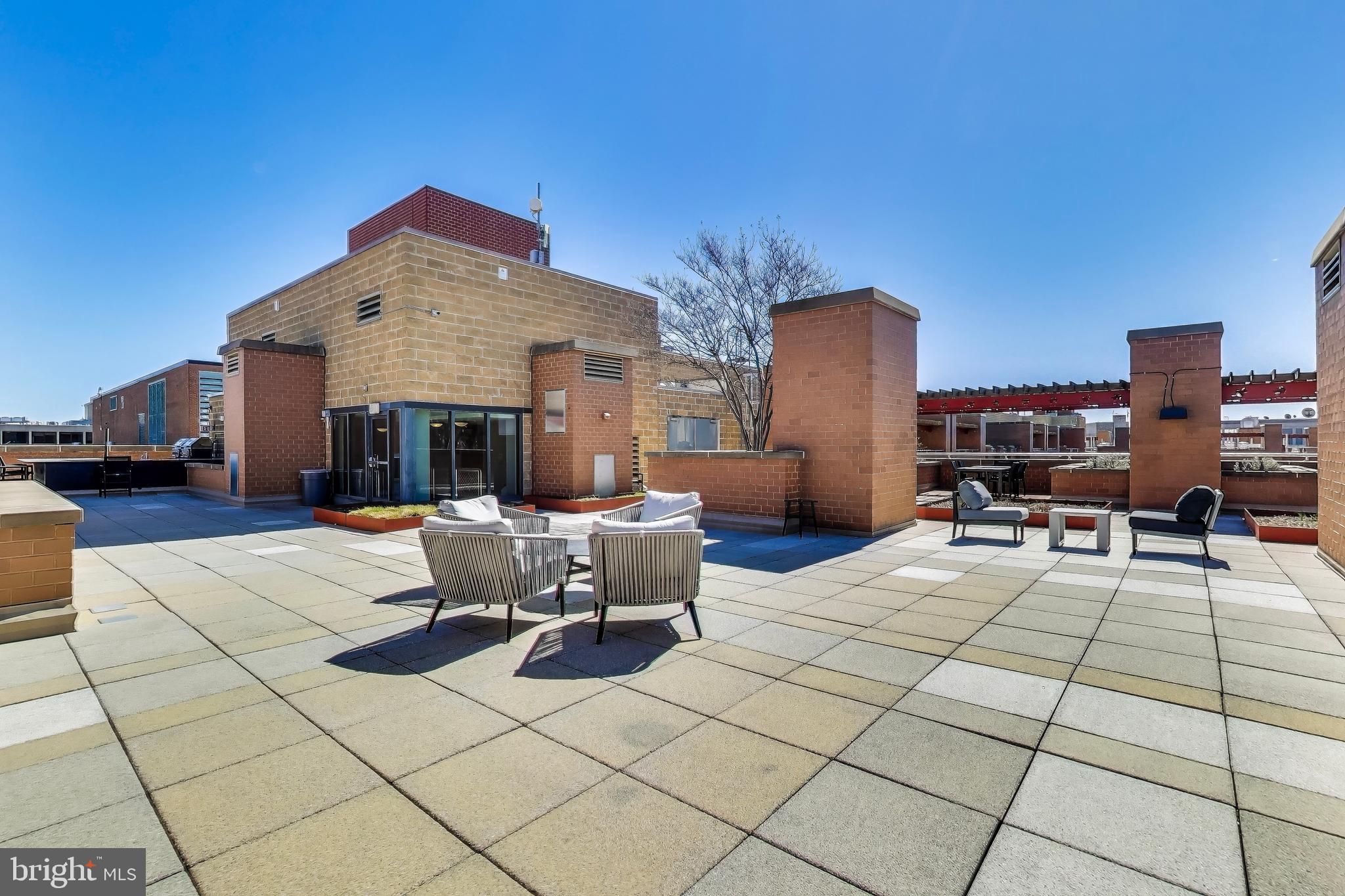 616 E St NW #648