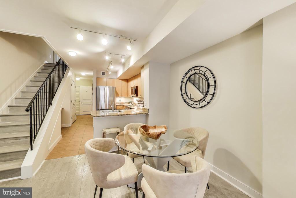 616 E St NW #648
