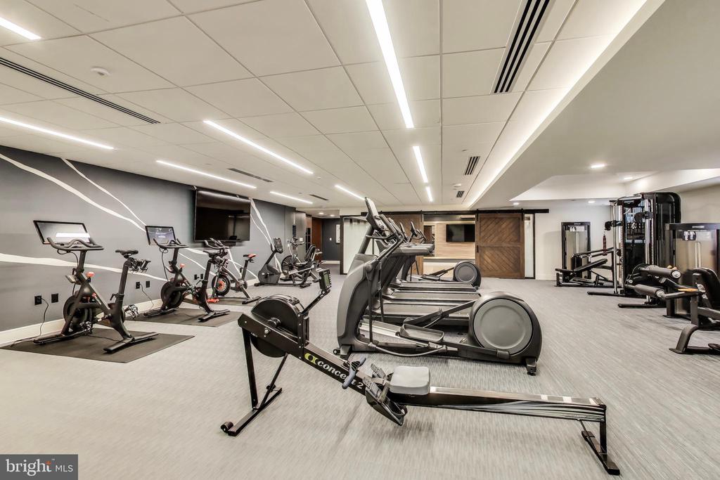 616 E St NW #648