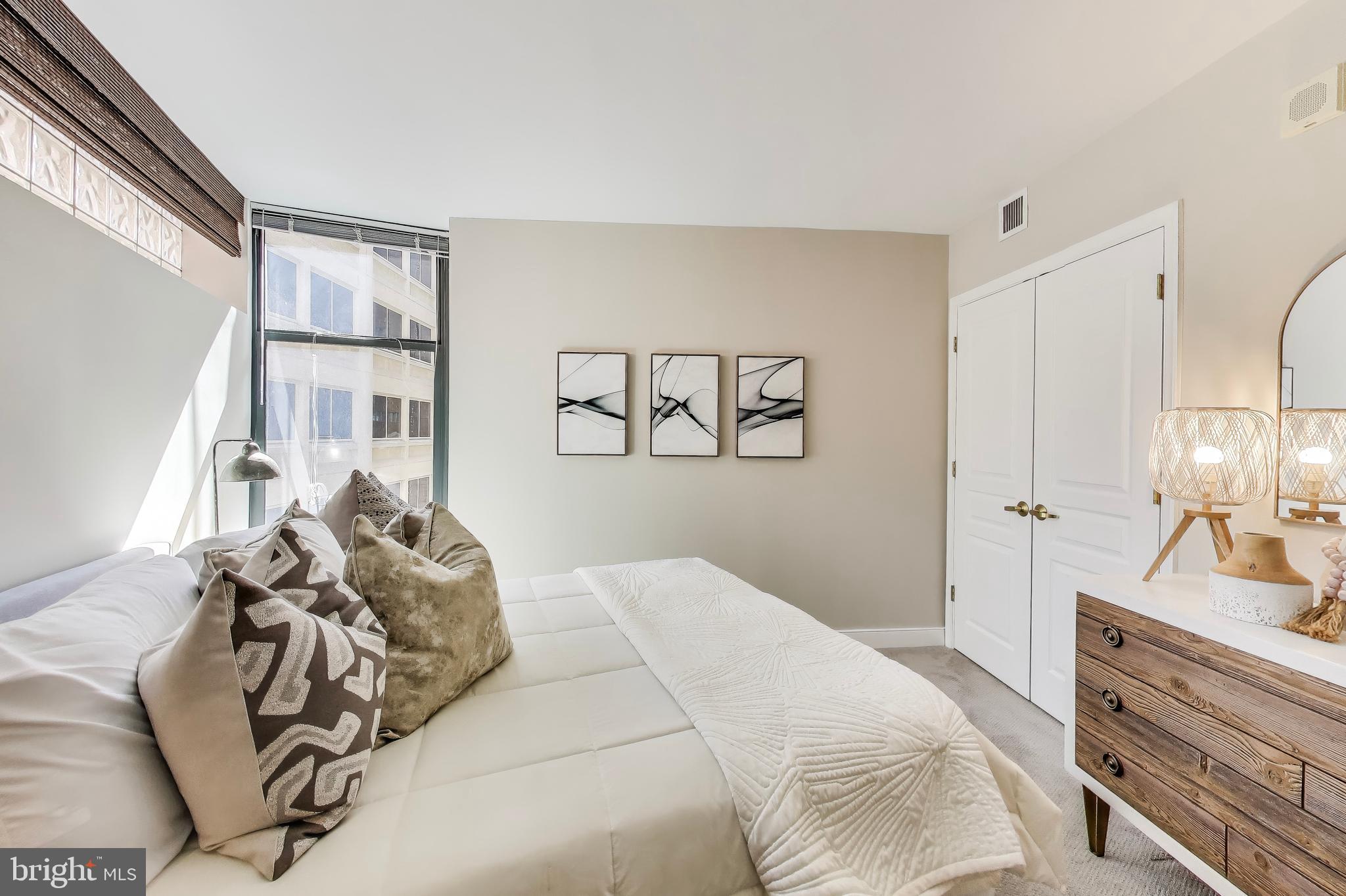 616 E St NW #648
