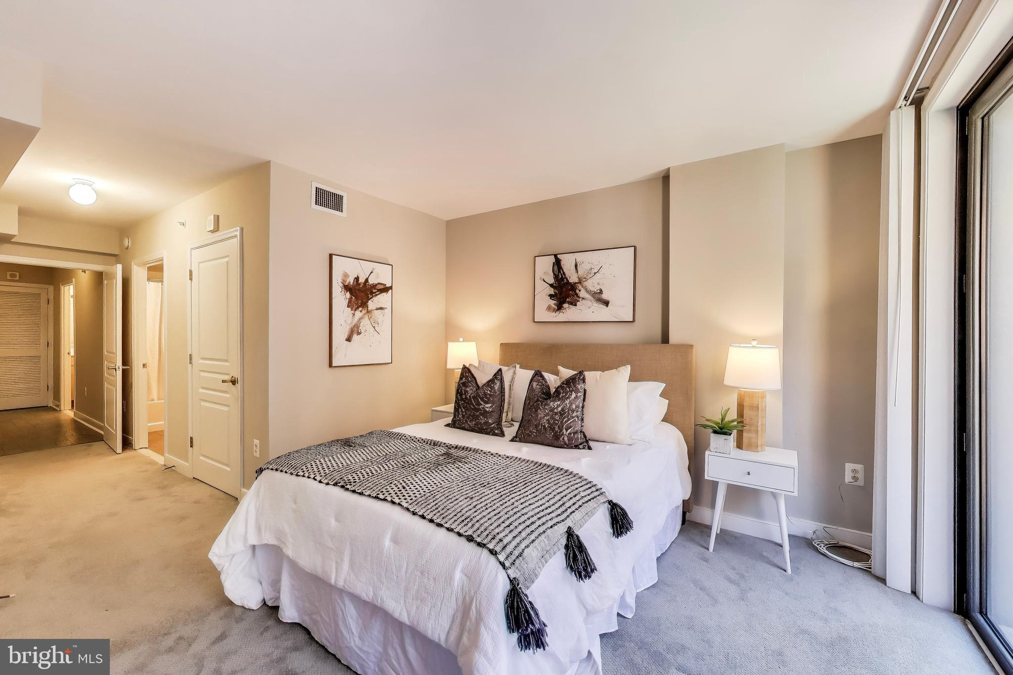 616 E St NW #648