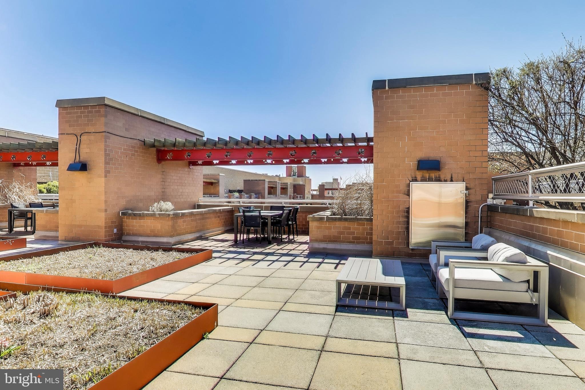 616 E St NW #648