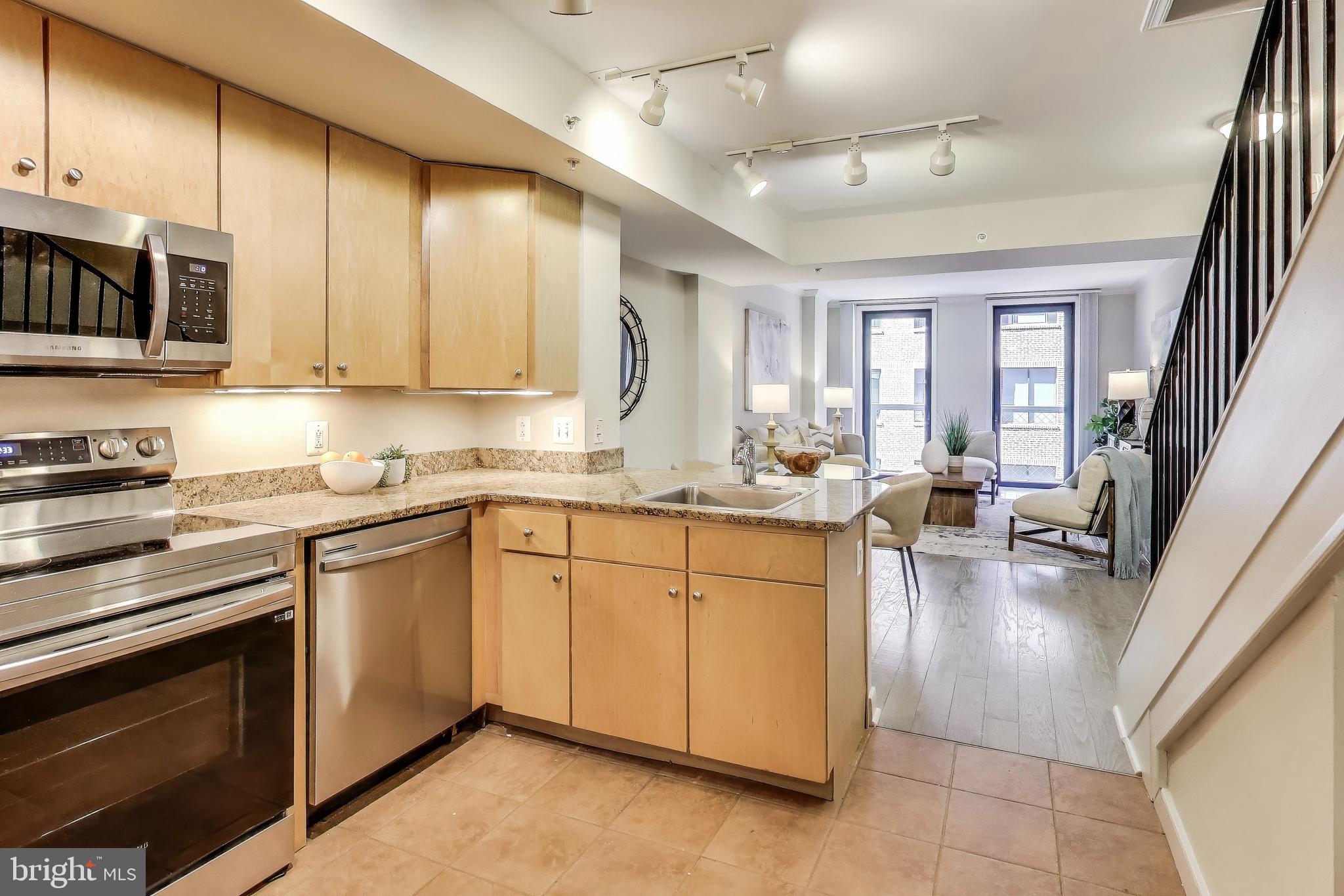 616 E St NW #648