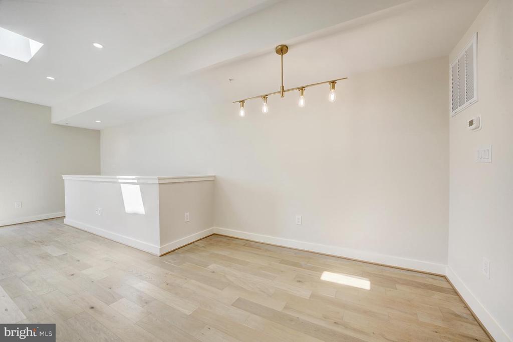 3118 MOUNT PLEASANT ST NW #4