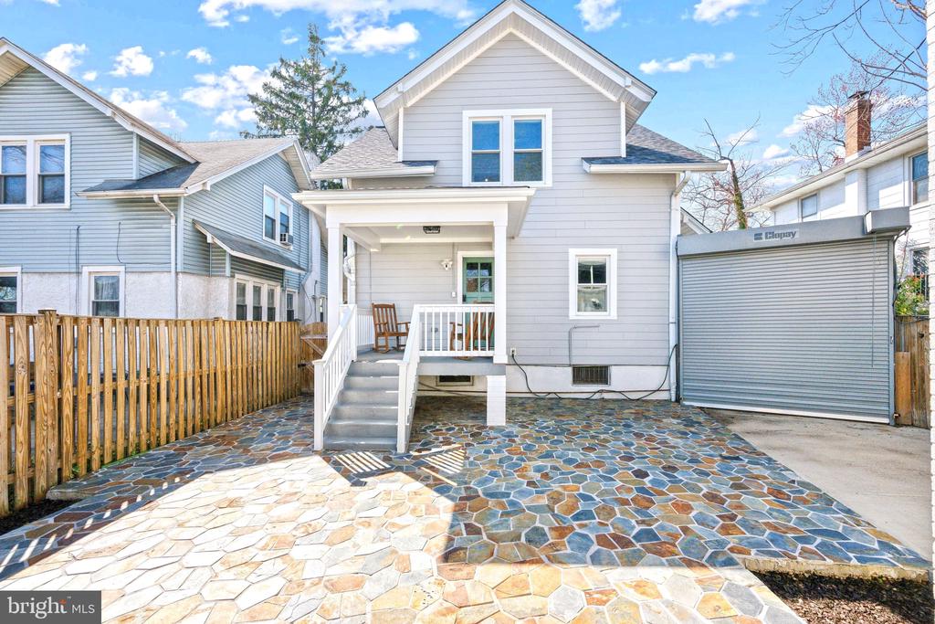 2807 13th St NE