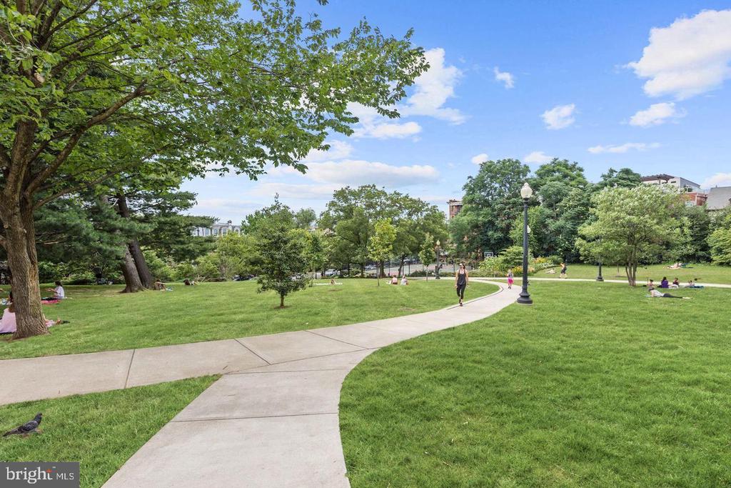 1975 BILTMORE STREET NW #3