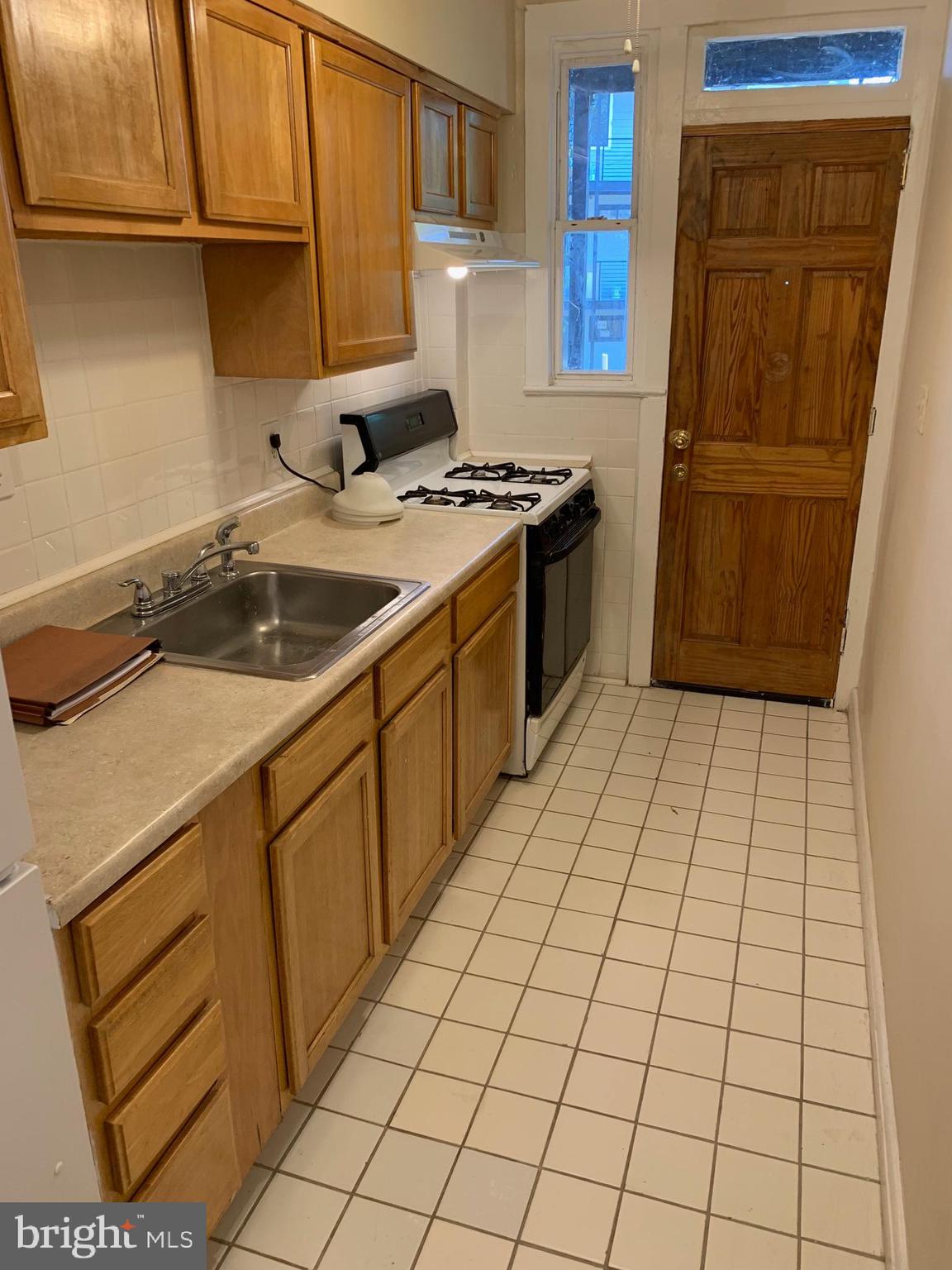 1835 CORCORAN STREET NE