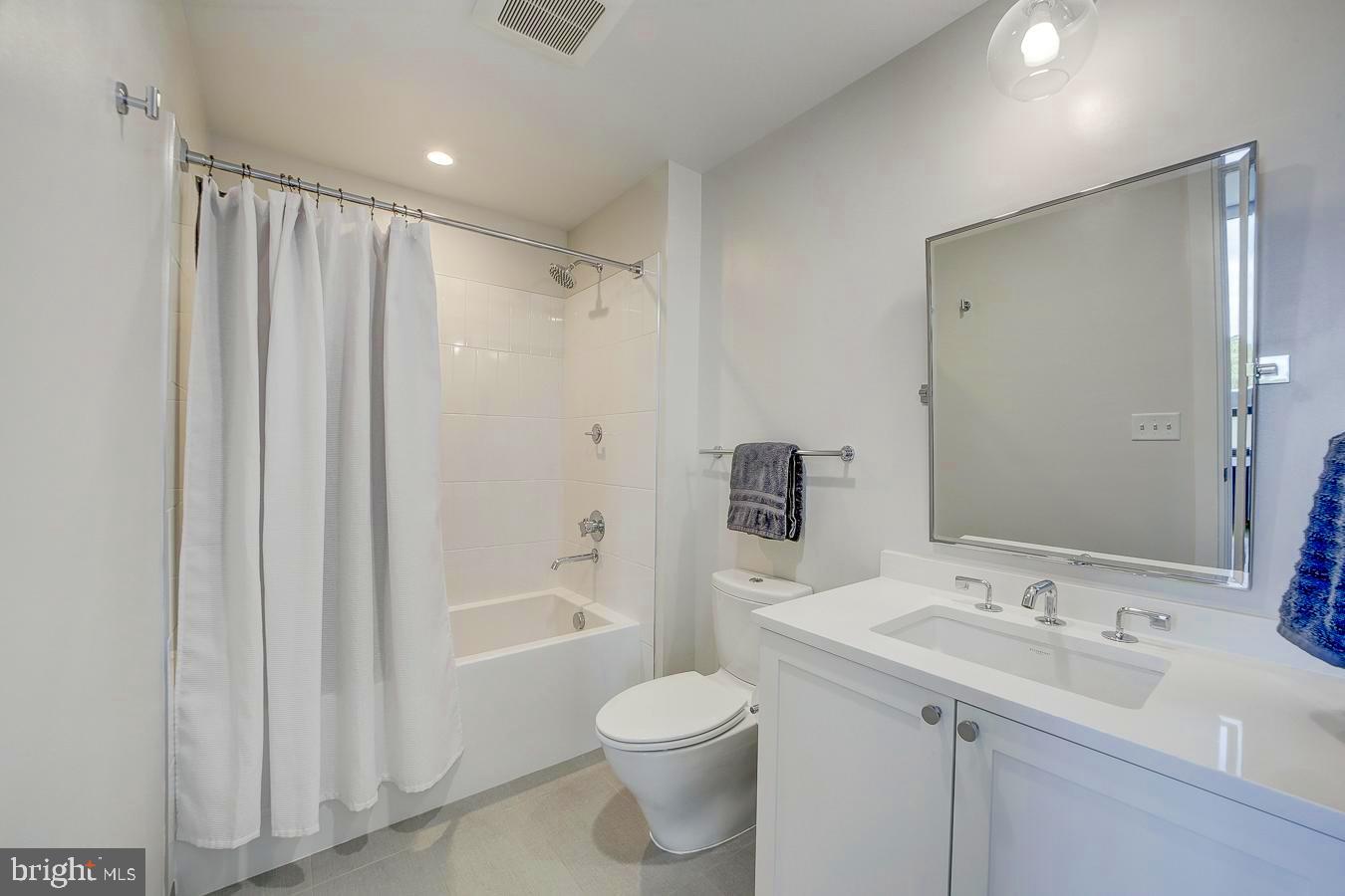 1111 Pennsylvania Ave SE #409