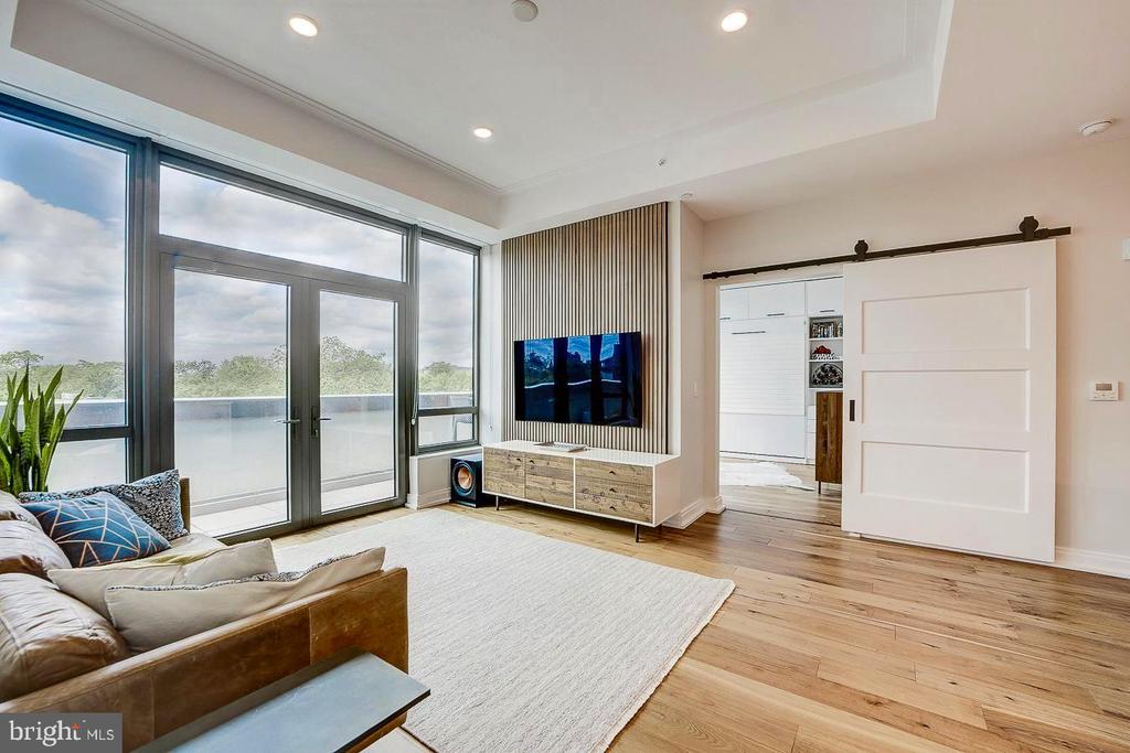 1111 Pennsylvania Ave SE #409