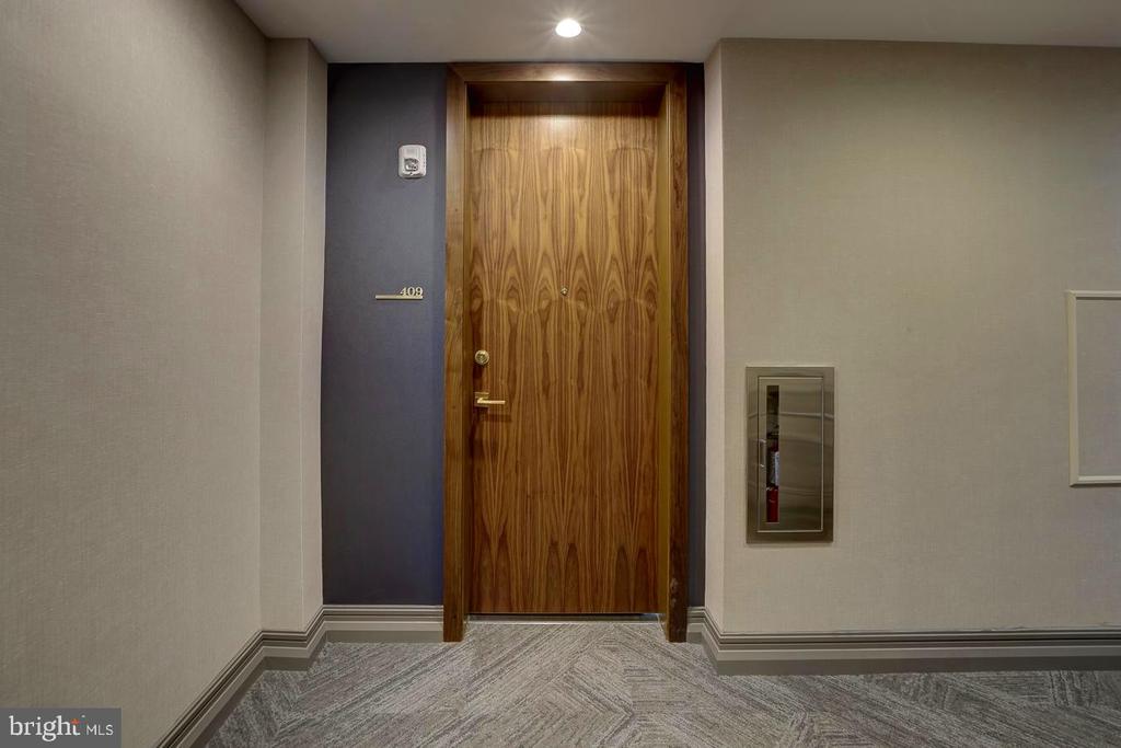 1111 Pennsylvania Ave SE #409