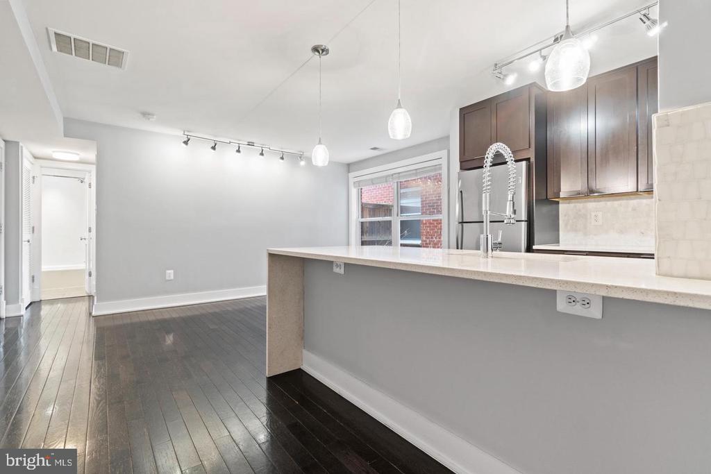 626 INDEPENDENCE AVE SE #105